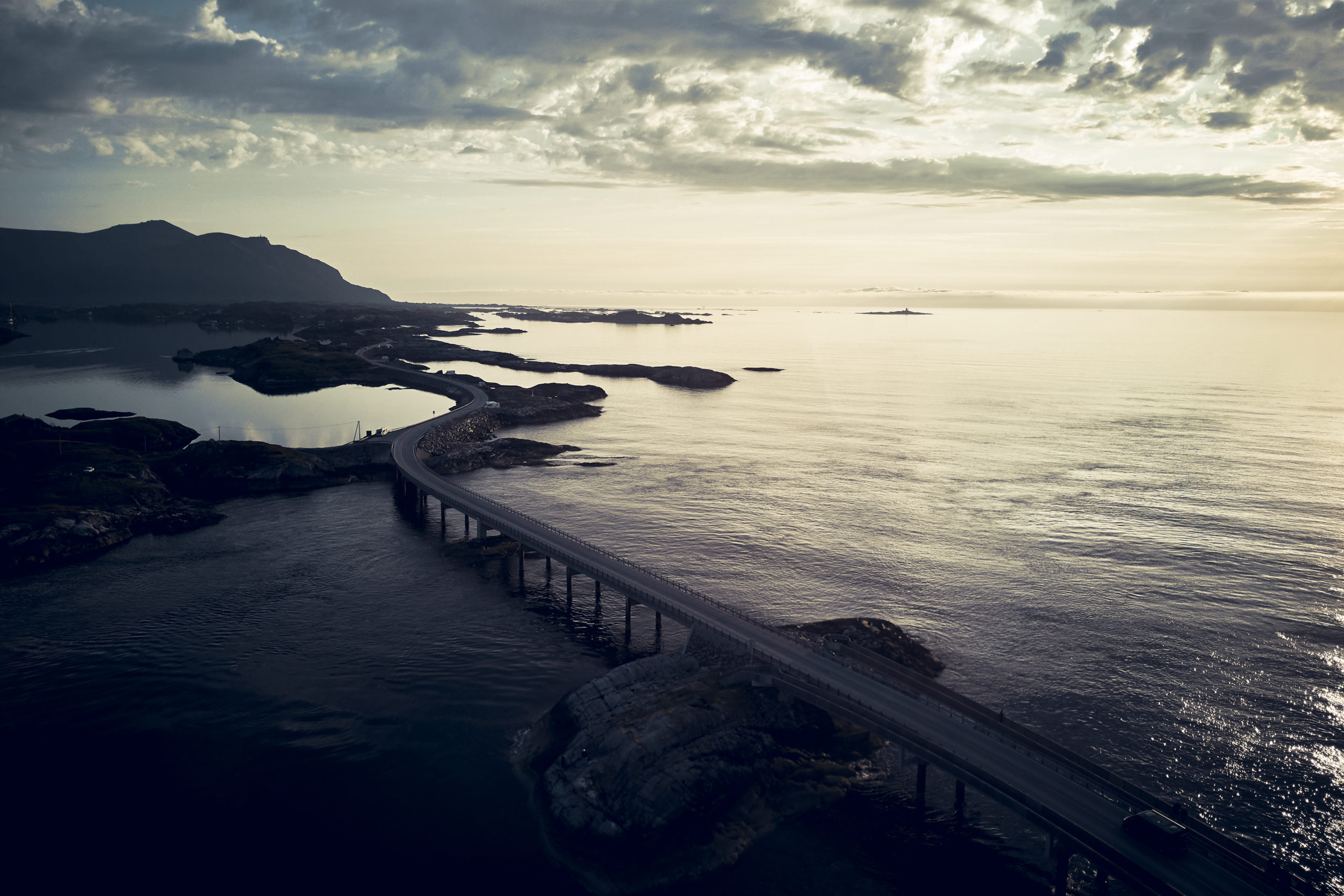 Jenny Cremer - Jan Friese – Golden Hour