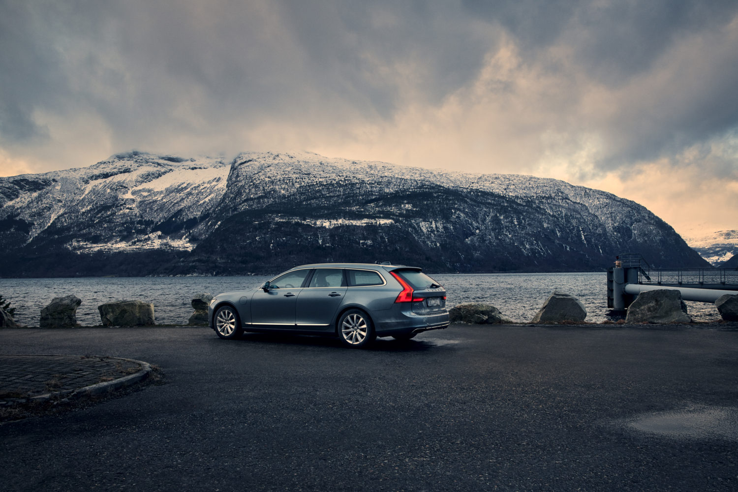 Jenny Cremer - Matthew Jones – Volvo - Work