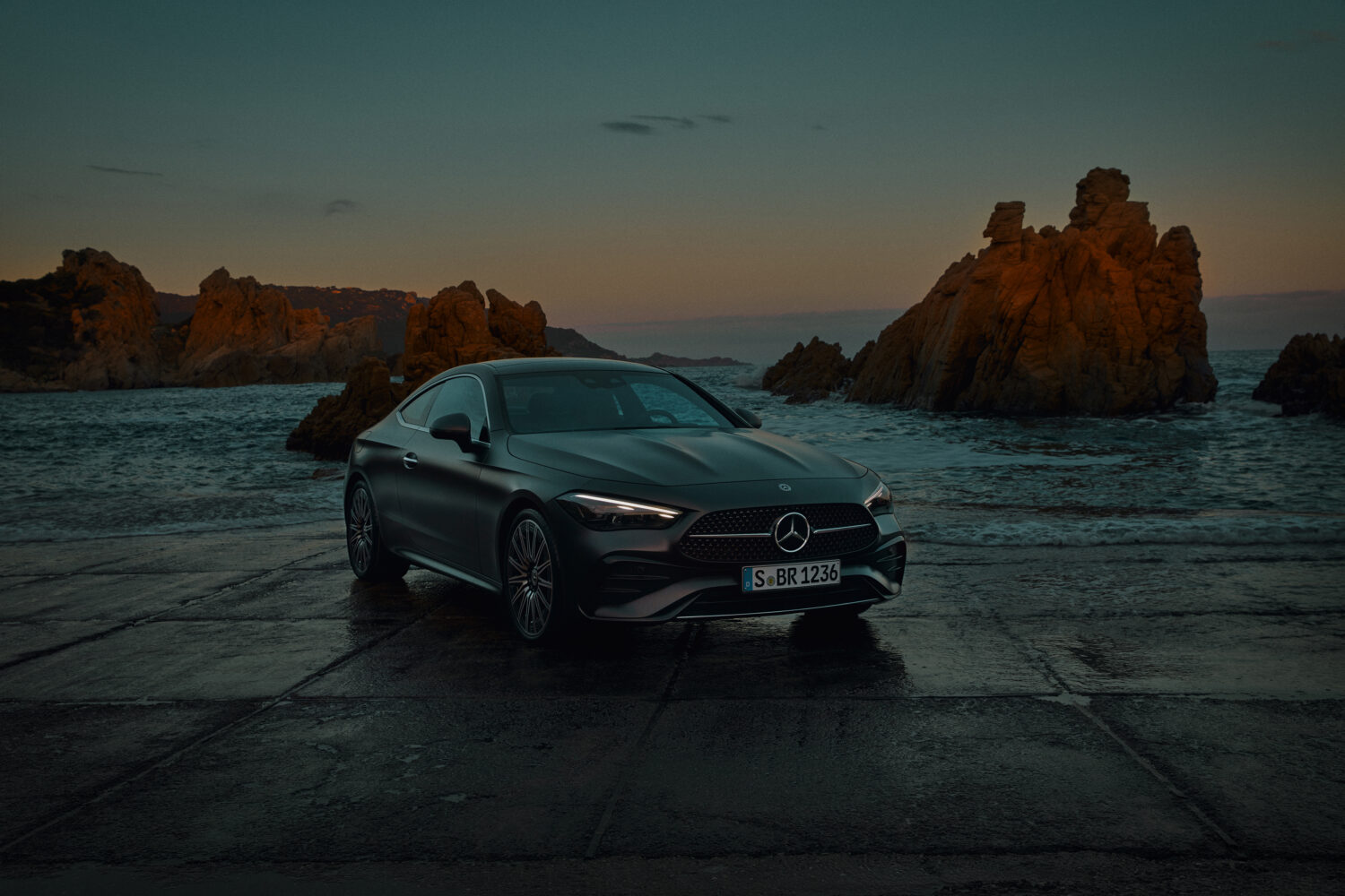 Jenny Cremer - Robert Westrich – MERCEDES-BENZ CLE COUPE - Work