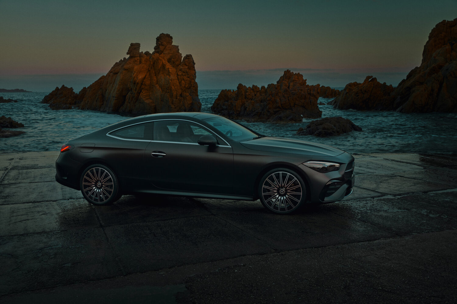 Jenny Cremer - Robert Westrich – MERCEDES-BENZ CLE COUPE - Work